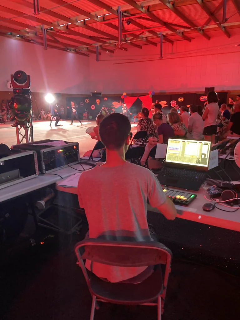 Association Locat'scene : mise en lumière de vos événements, soirées et gala