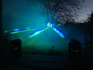 Ambiance disco et colorée dans les Yvelines : kit disco disponible à la location